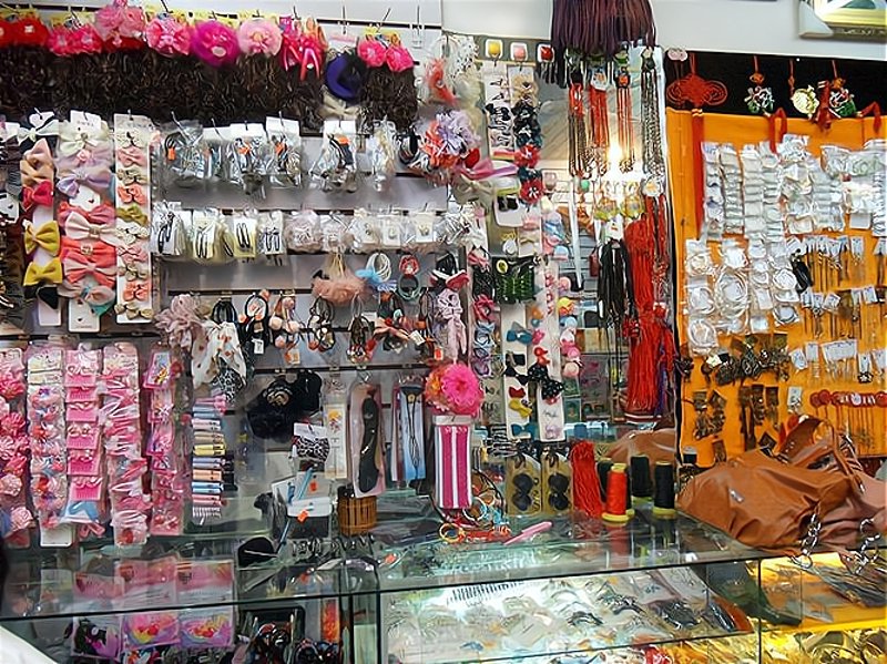 您是否正在寻找济宁经济开发区牵绊饰品店的官方网站？本文将通过步骤化教学的方式，帮助您快速找到并了解该官方网址。